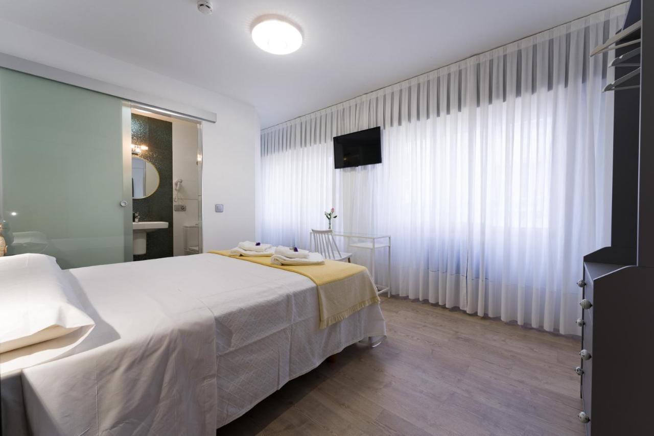 Pension Ferradura เมลิเด ภายนอก รูปภาพ